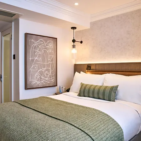 Radisson Blu Hotel, London Tottenham Court Road-2